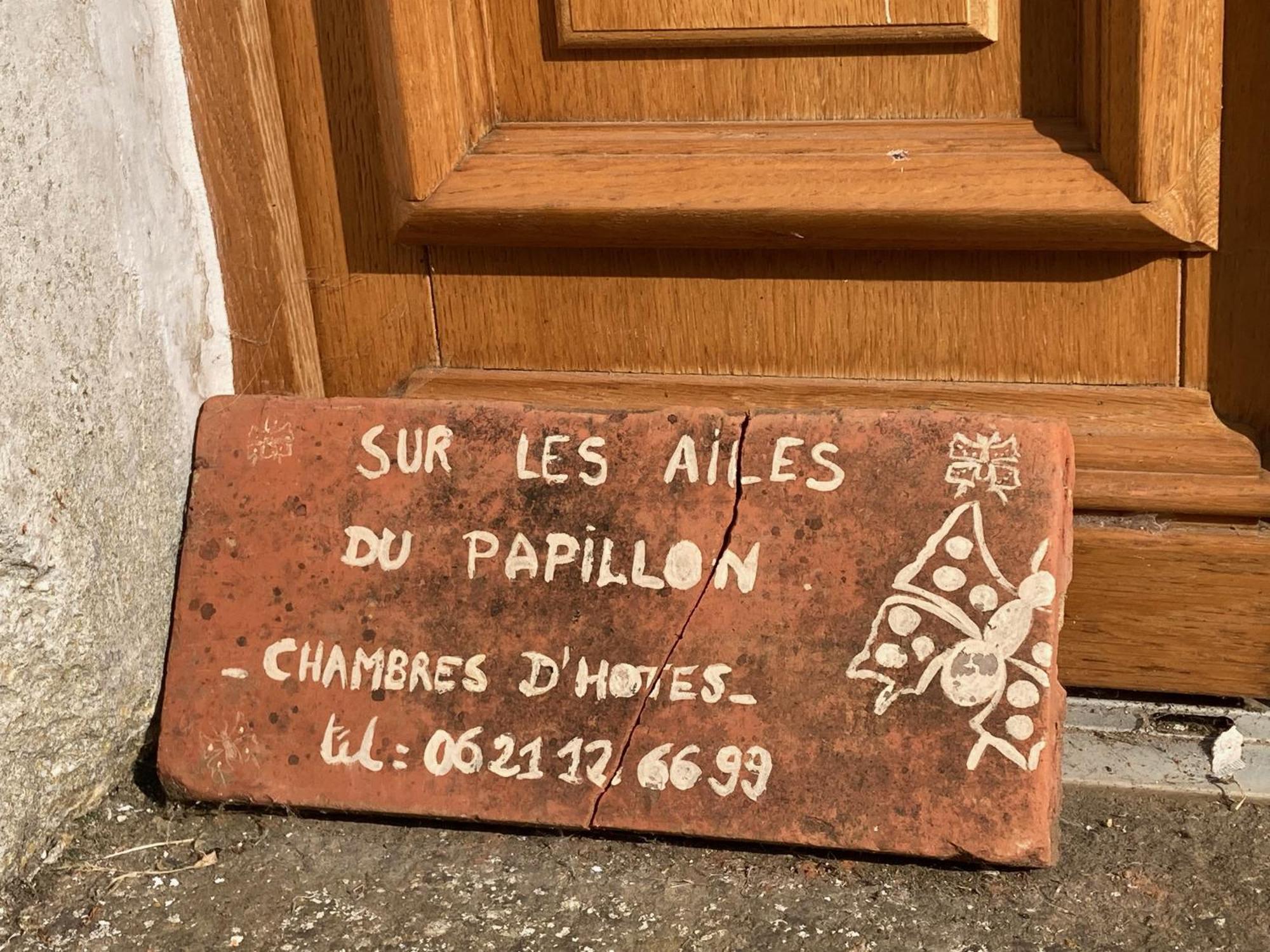 Sur Les Ailes Du Papillon-La Suite サン・ソヴァール・アン・ピュイゼイユ エクステリア 写真